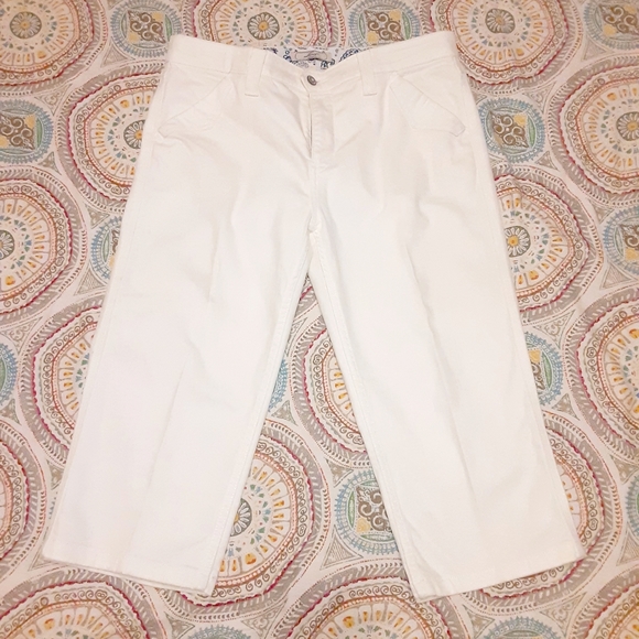 Levi's Tummy Flattening Wide Leg Crop Stretch Jean - Picture 6 of 16